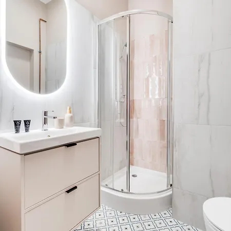 Traugutta 60 By Homeprime * Βρότσλαβ